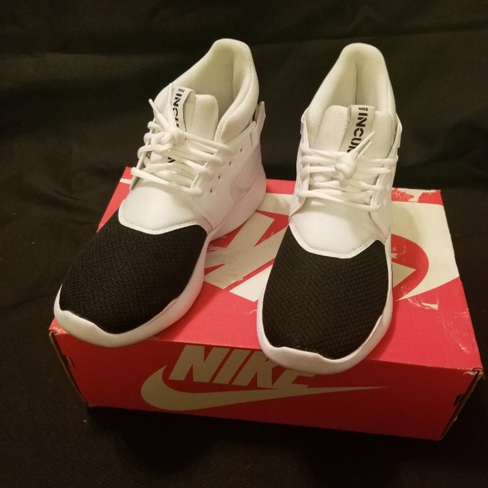 Mens Nike Incursion Mids